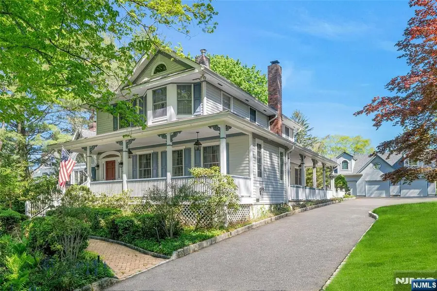 11 Lower Cross Road, Saddle River, NJ 07458 - #2