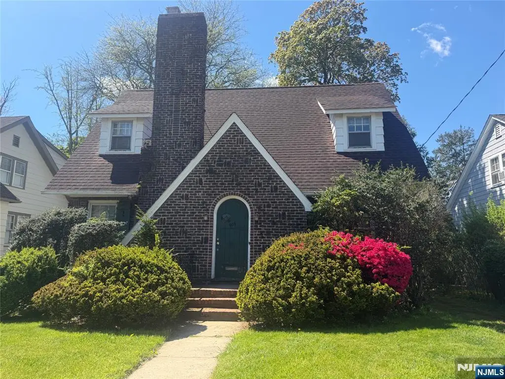 904 Ridgewood Road, Millburn, NJ 07041 - #1