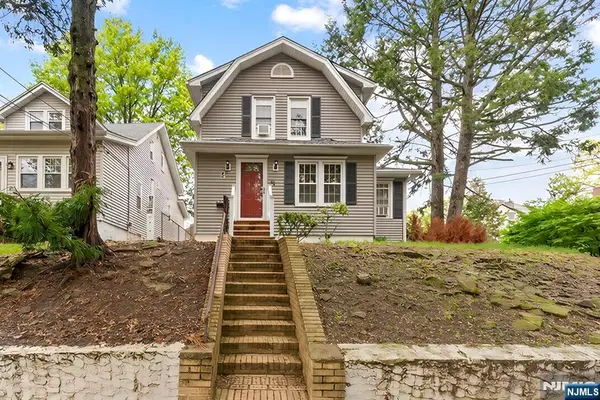 71 Spring Street, Nutley, NJ 07110