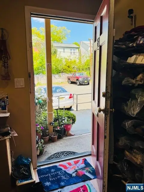 924 Stuyvesant Avenue E1, Irvington, NJ 07111 - #3