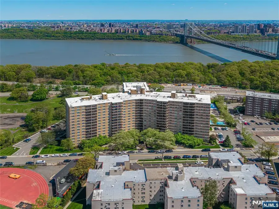 2200 N Central Road 6H, Fort Lee, NJ 07024 - #3