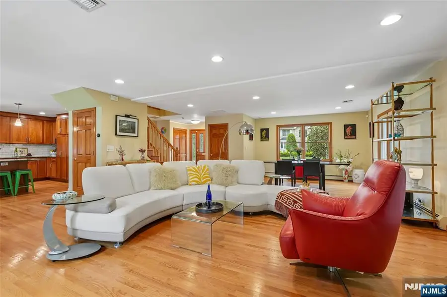 720 Maxwell Place, Ridgewood, NJ 07450 - #3