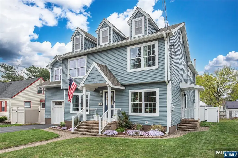 29 Van Duyne Avenue, Wayne, NJ 07470 - #2