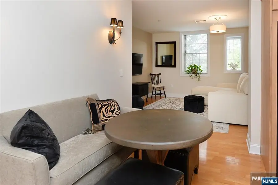 5303 Rio Vista Drive, Mahwah, NJ 07430 - #3