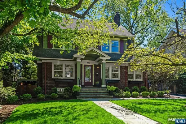 231 Watchung Avenue, Montclair, NJ 07043