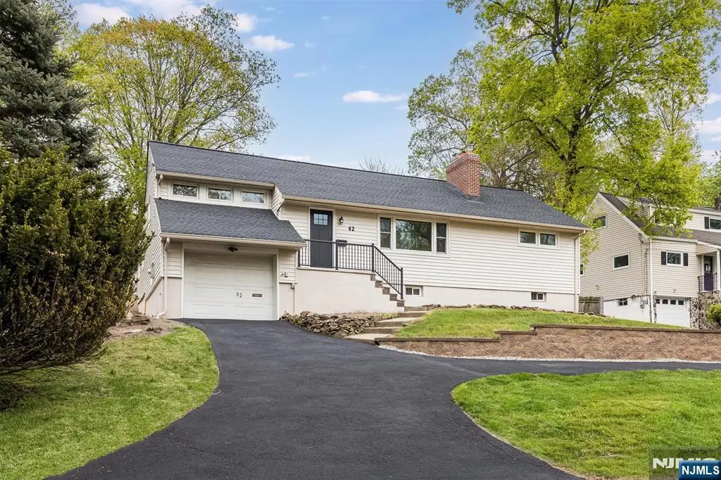 62 Elmwood Terrace, Wayne, NJ 07470 - #1