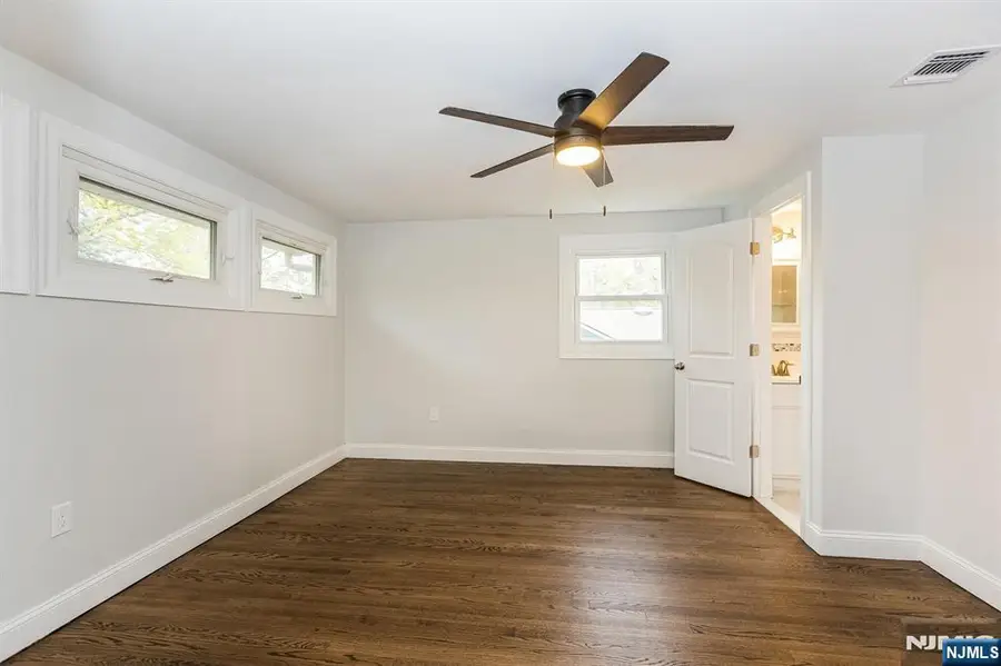 62 Elmwood Terrace, Wayne, NJ 07470 - #3