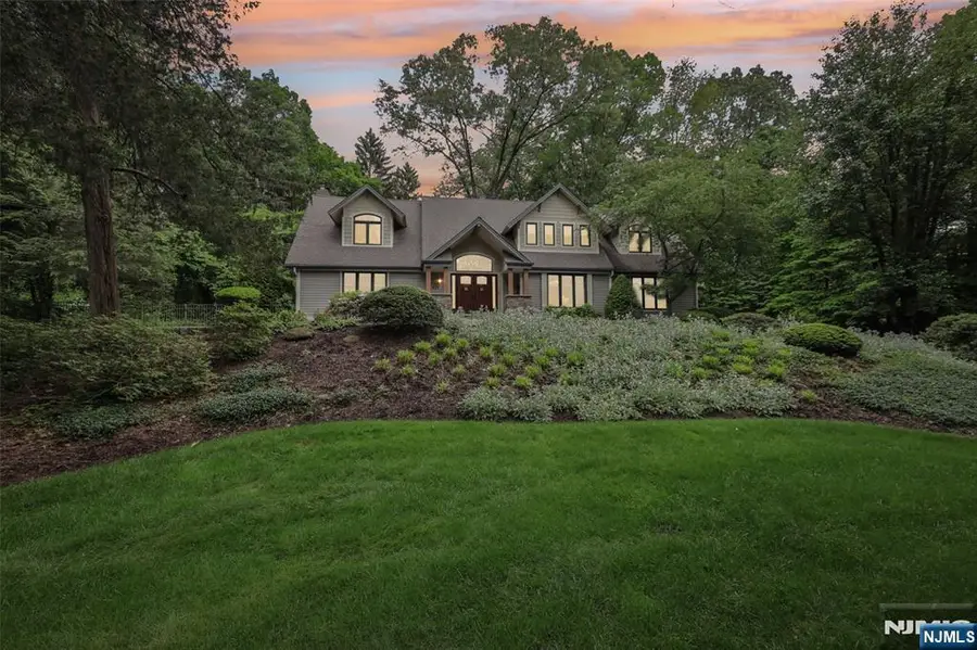 469 Hartung Drive, Wyckoff, NJ 07481 - #2