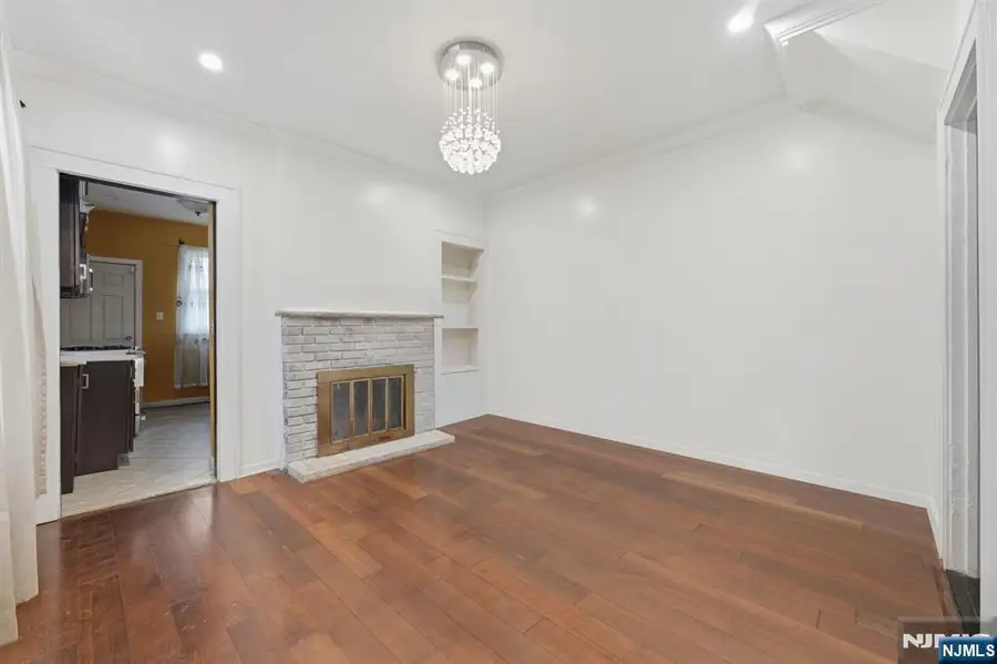 270 Snyder Street, Orange, NJ 07050 - #2