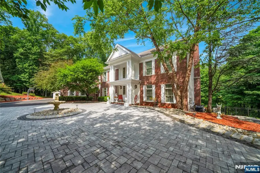 317 Rock Ridge Court, Franklin Lakes, NJ 07417 - #3