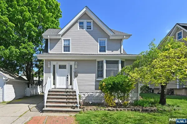 116 E Quackenbush Avenue, Dumont, NJ 07628