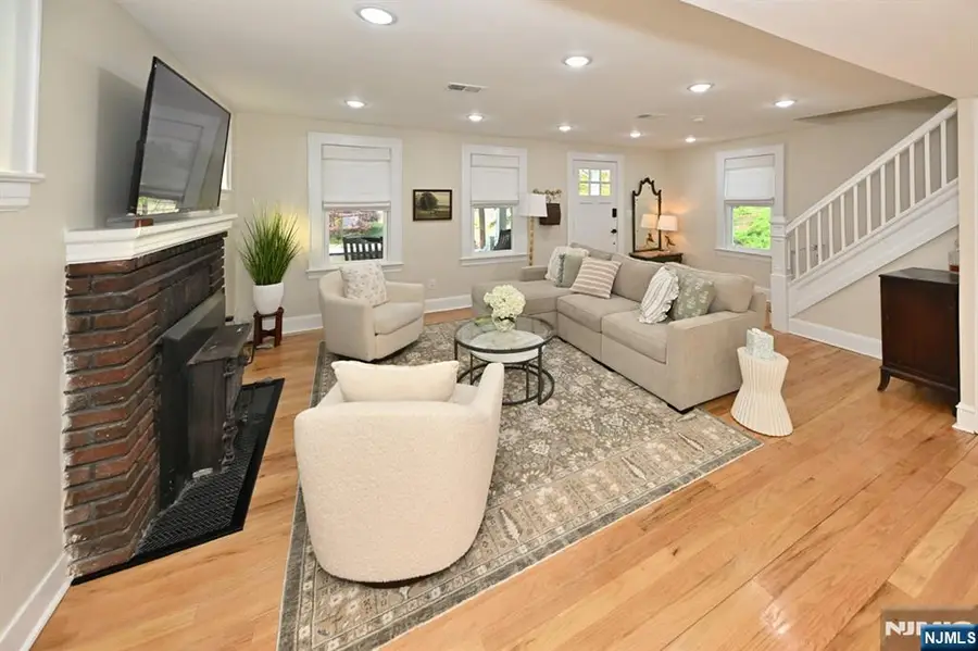 401 Chestnut Street, Nutley, NJ 07110 - #2
