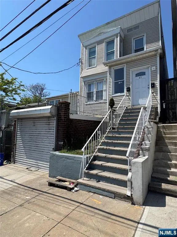 45 Ogden Street, Newark, NJ 07104