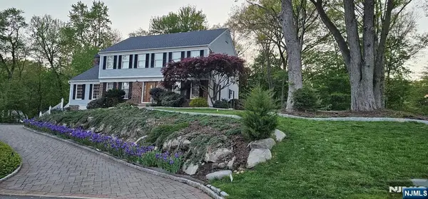 309 Paul Court, Wyckoff, NJ 07481