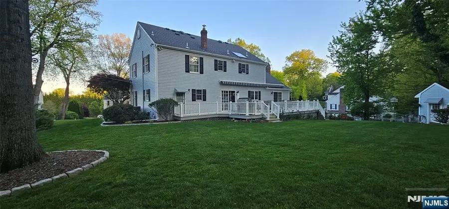 309 Paul Court, Wyckoff, NJ 07481 - #3