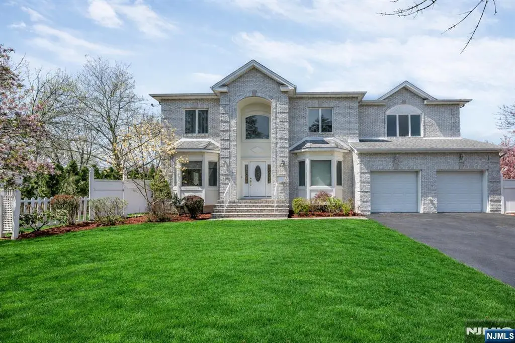 177 Lawson Place, Paramus, NJ 07652 - #1