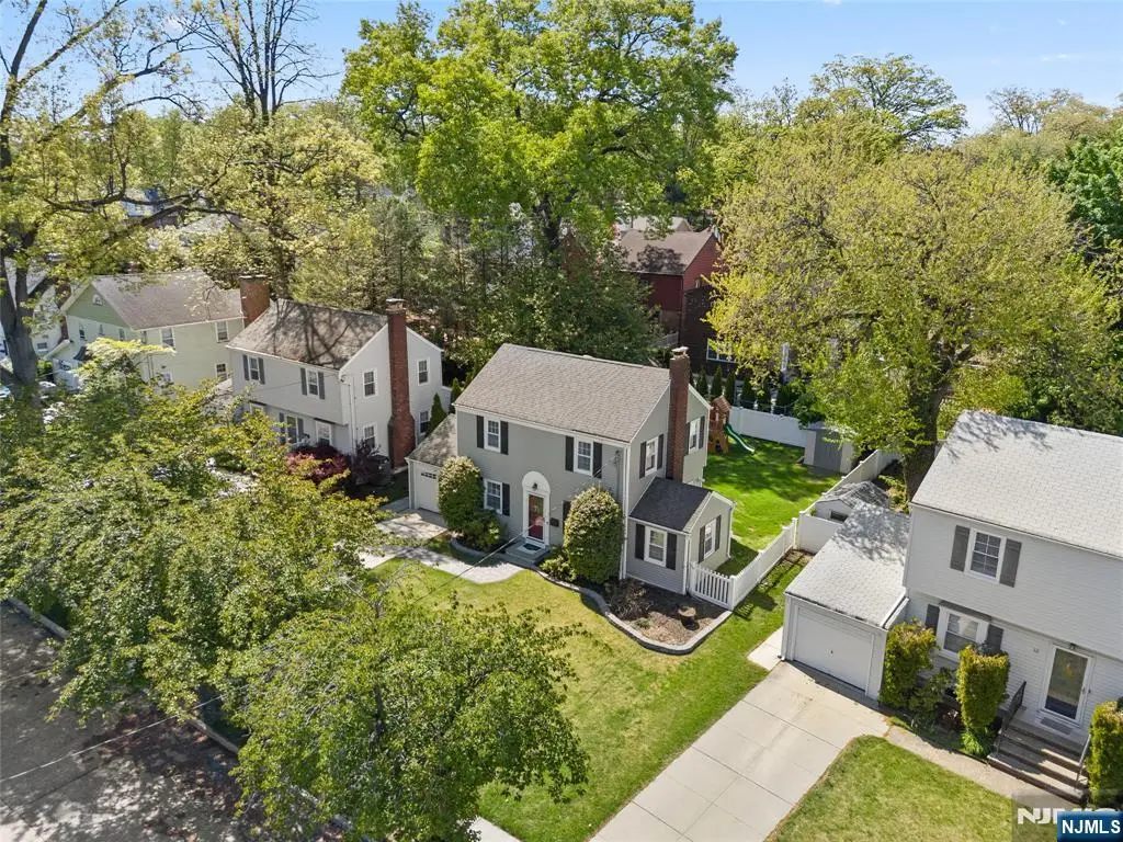 36 Burlington Road, Clifton, NJ 07012 - #1