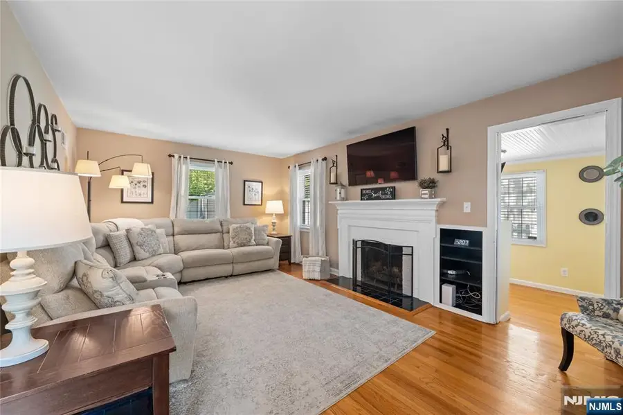 36 Burlington Road, Clifton, NJ 07012 - #3