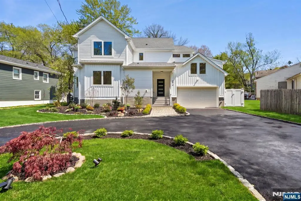 596 White Oak Ridge Road, Millburn, NJ 07078 - #1
