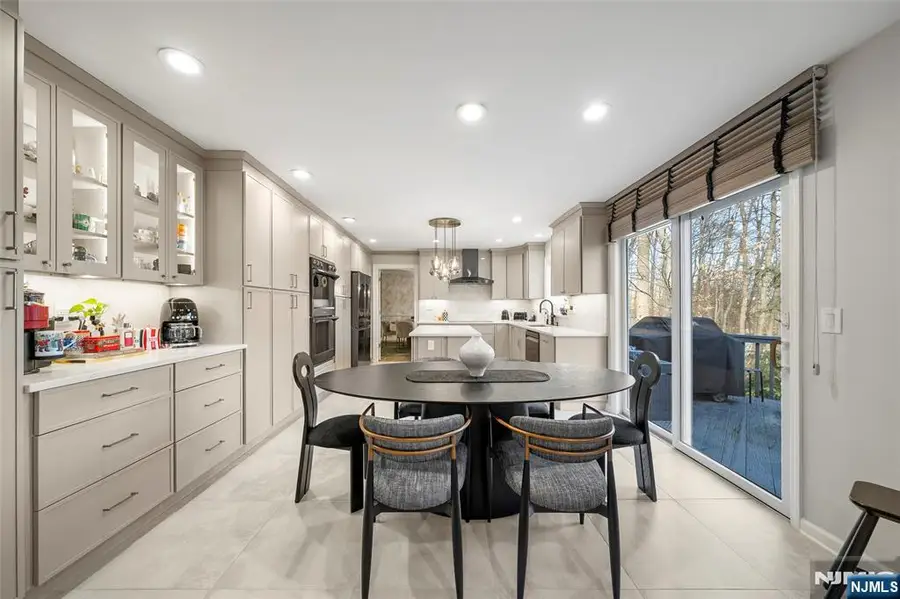639 Pawnee Lane, Franklin Lakes, NJ 07417 - #3