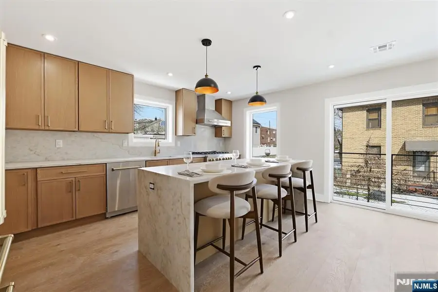 138-140 Weigands Lane 1, Secaucus, NJ 07094 - #3