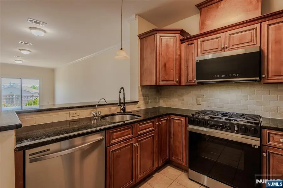 29-31 Freeman Street D-2, Newark, NJ 07105 - #2