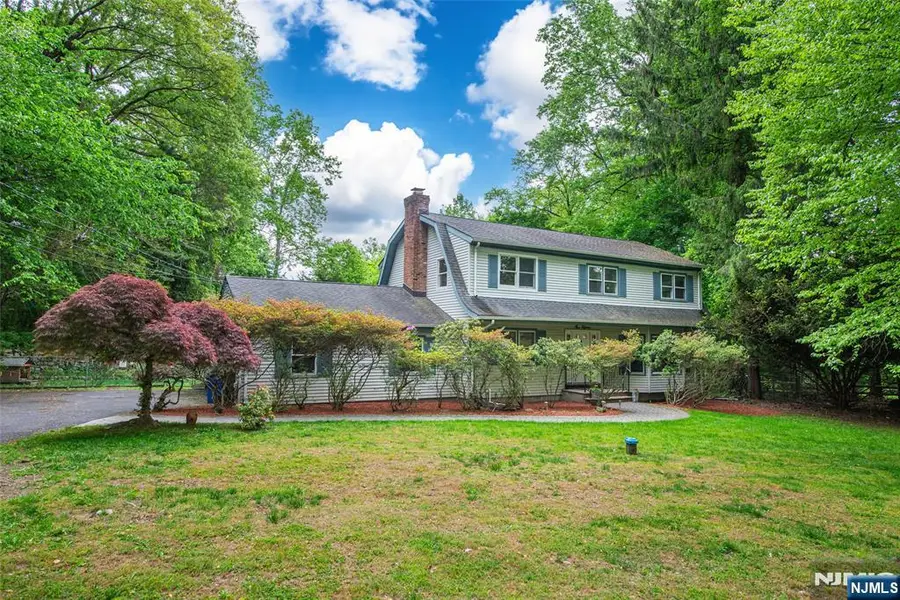 115 Hampshire Hill Road, Upper Saddle River, NJ 07458 - #2