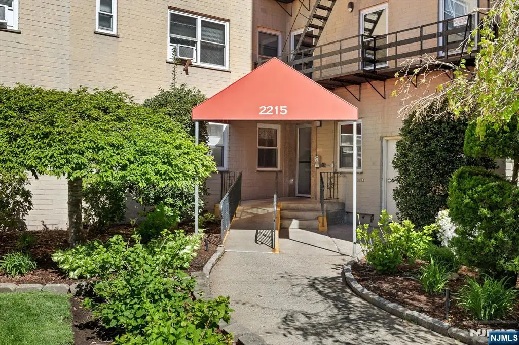 2215 N Central Road 4A, Fort Lee, NJ 07024 - #1