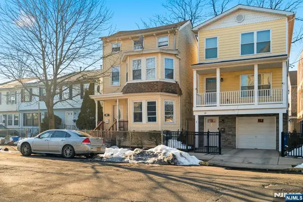 61 Holsman Street, Paterson, NJ 07522