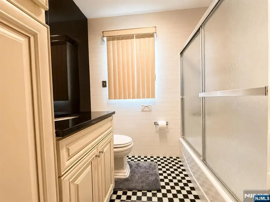 372 Main Street, Bergenfield, NJ 07621 - #2