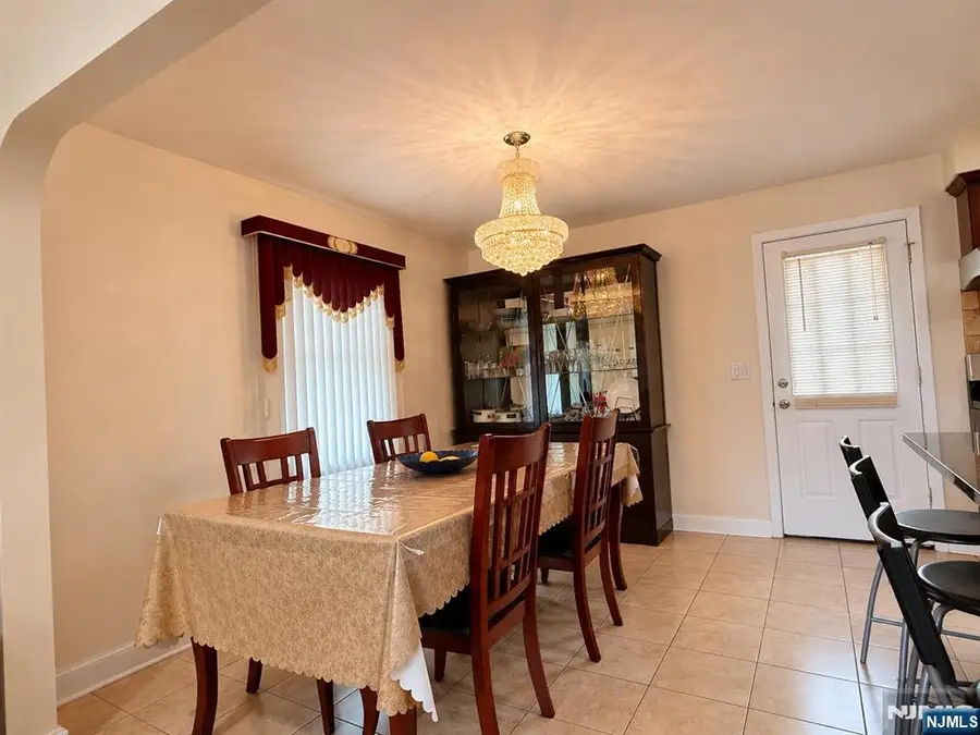 372 Main Street, Bergenfield, NJ 07621 - #3