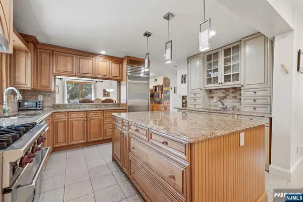 32-03 Norwood Drive, Fair Lawn, NJ 07410