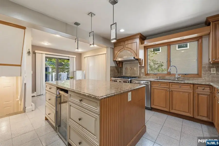 32-03 Norwood Drive, Fair Lawn, NJ 07410 - #2