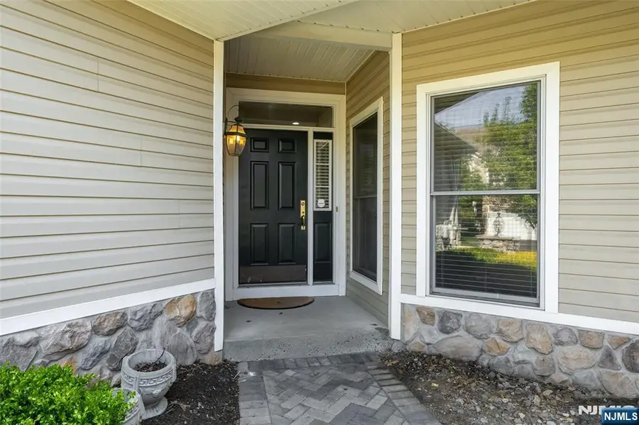 20 Pine Valley Road 148, Livingston, NJ 07039 - #3