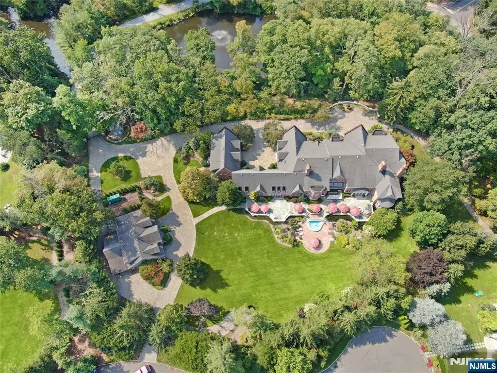 1055 High Mountain Road, Franklin Lakes, NJ 07417 - #1