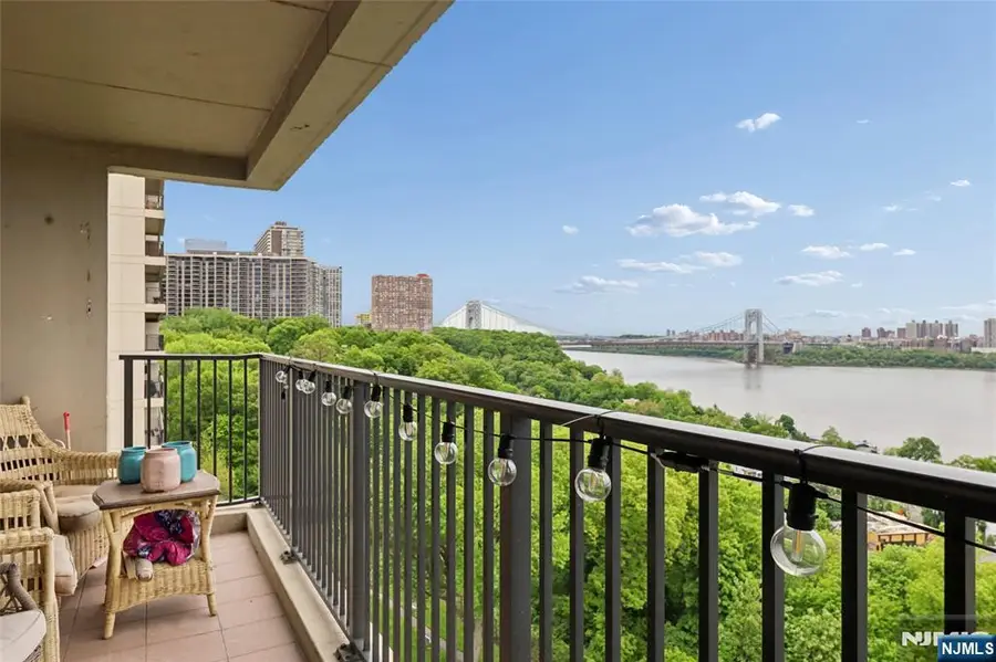 3 Horizon Road 821, Fort Lee, NJ 07024 - #3