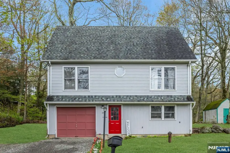 140 Papscoe Road, Hewitt, NJ 07421 - #2