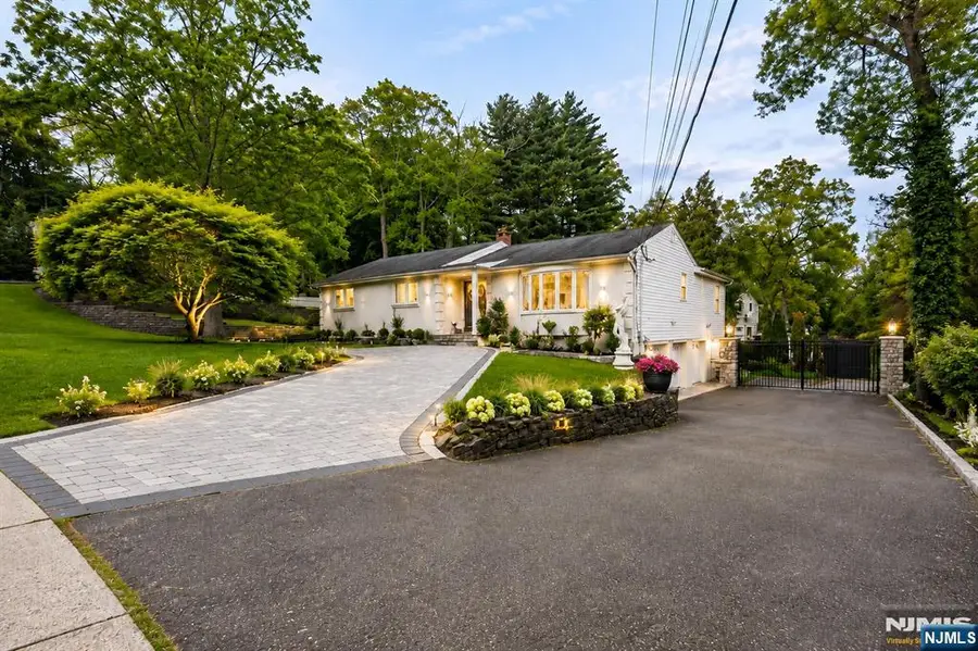 210 Alps Road, Wayne, NJ 07470 - #2