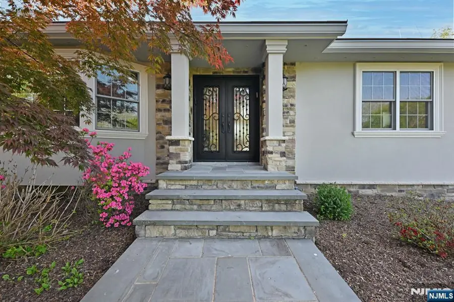 40 Plymouth Road, Hillsdale, NJ 07642 - #2