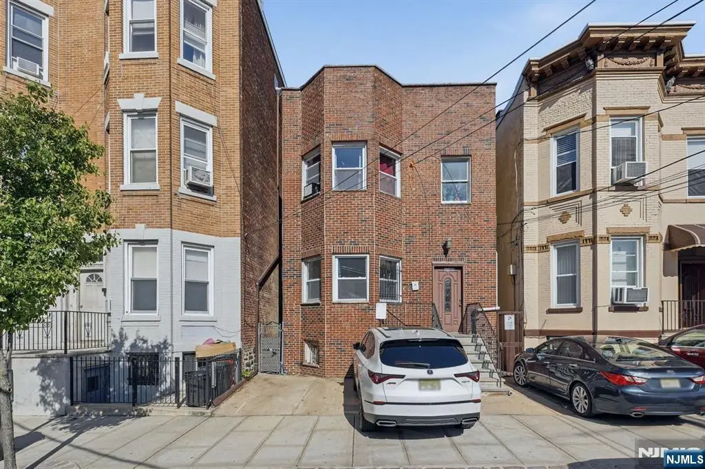 1507 Kerrigan Avenue, Union City, NJ 07087 - #1