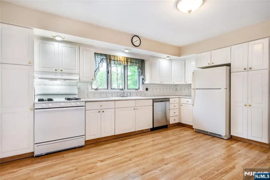 64 School Street, North Haledon, NJ 07508 - #3
