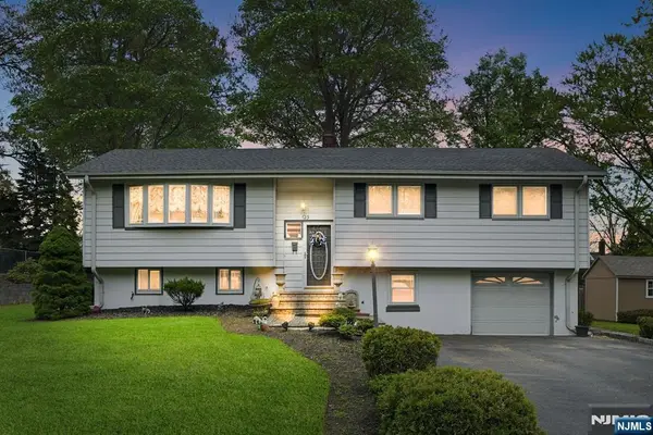 123 Cosman Street, Twp of Washington, NJ 07676