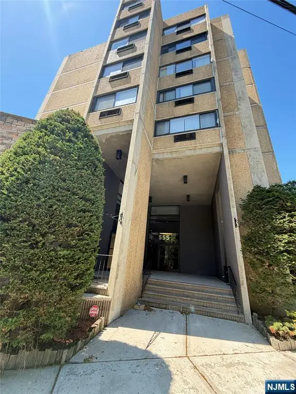 555 Gorge Road 4I, Cliffside Park, NJ 07010 - #2