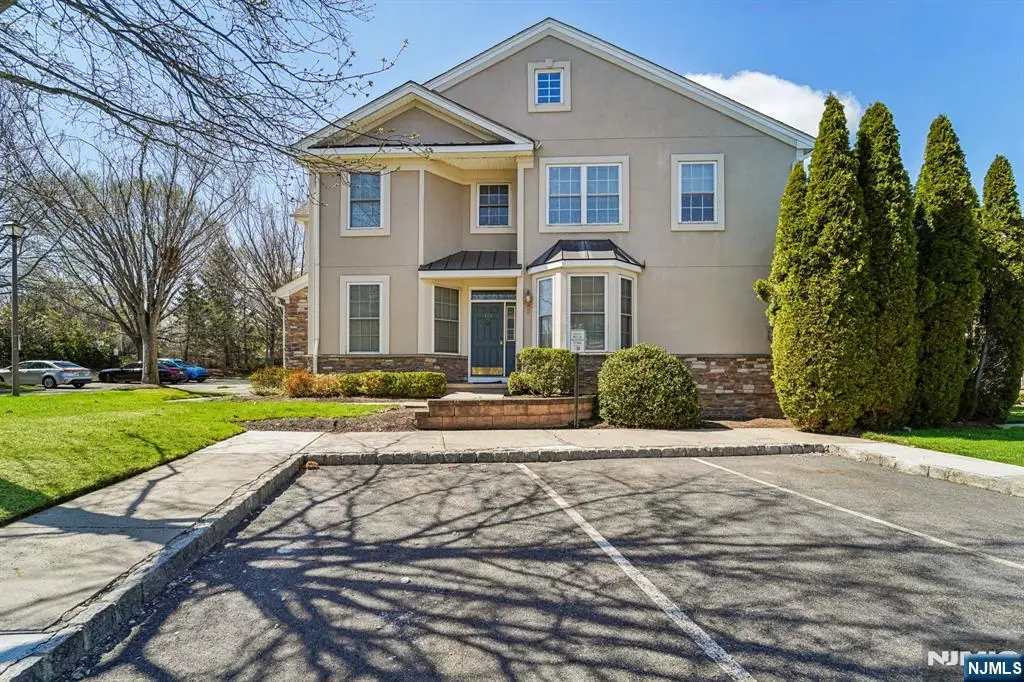 123 Levinberg Lane, Wayne, NJ 07470 - #1