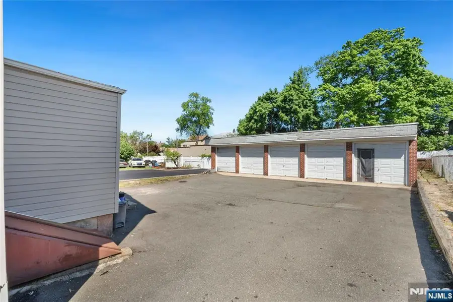 223 Montgomery Street, Bloomfield, NJ 07003 - #3