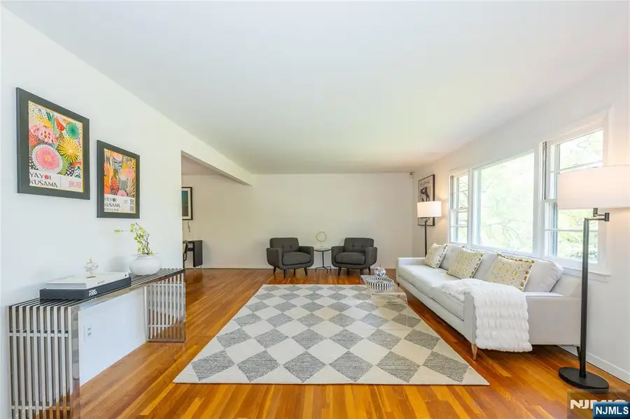 7 Waddington, West Orange, NJ 07052 - #3