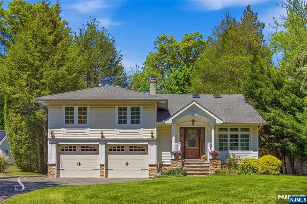 83 Norman Place, Tenafly, NJ 07670