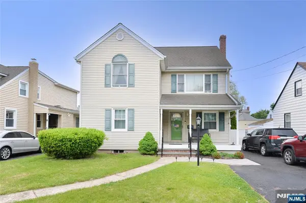 11-01 1st Street, Fair Lawn, NJ 07410