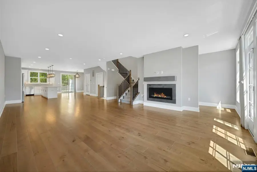 33 Cranberry Lane 17, Montvale, NJ 07645 - #2