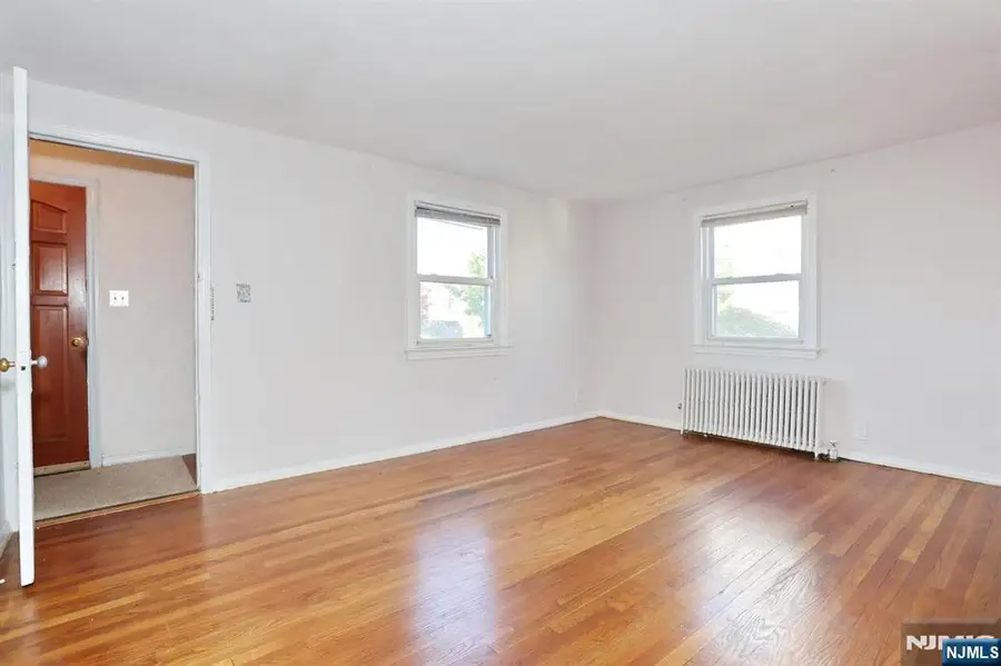 110 Canterbury Avenue, North Arlington, NJ 07031 - #2